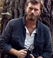 Kıvanç Tatlıtuğ